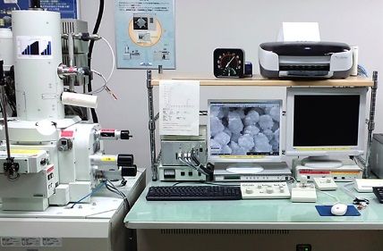電界放出形走査電子顕微鏡