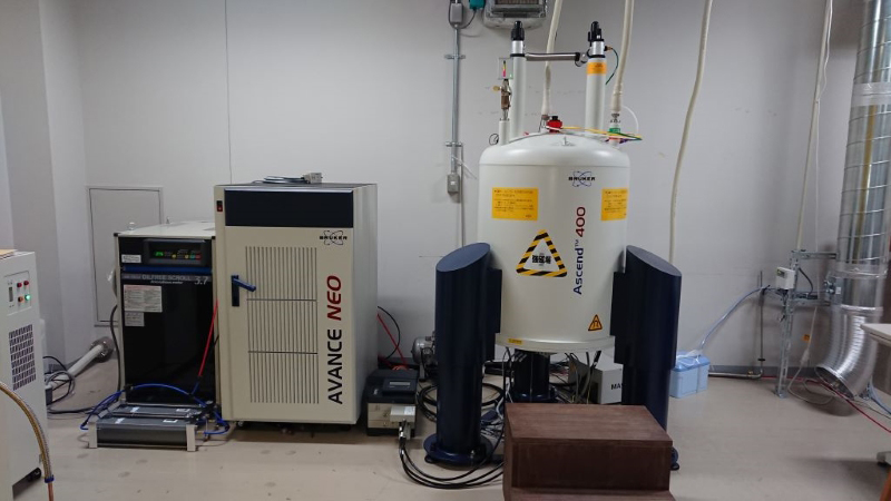核磁気共鳴装置(NMR)